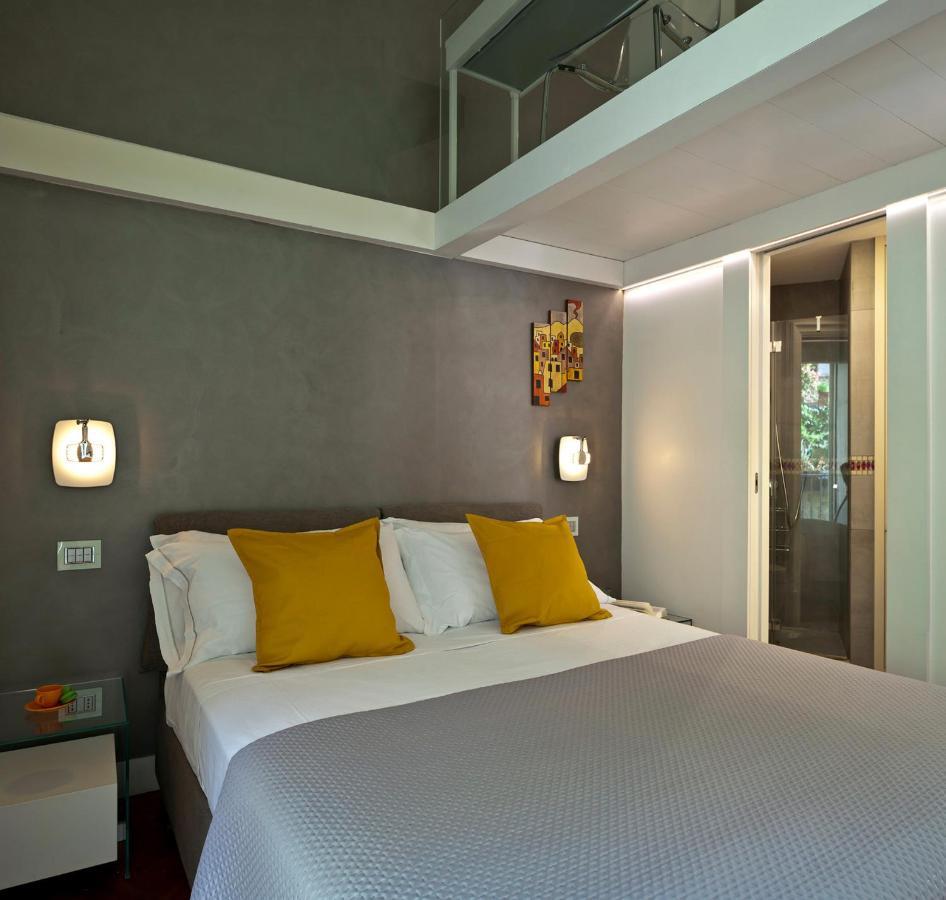 Elegant Apartment At Chiaia By Wonderful Italy Napoli Dış mekan fotoğraf
