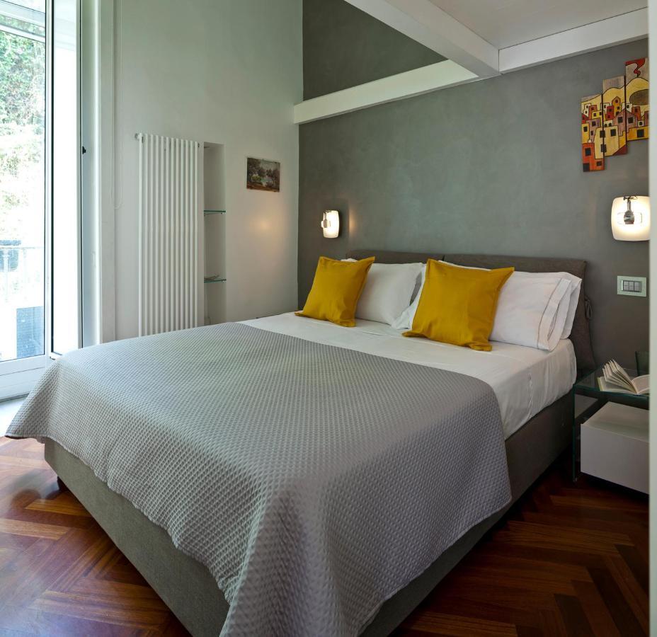 Elegant Apartment At Chiaia By Wonderful Italy Napoli Dış mekan fotoğraf