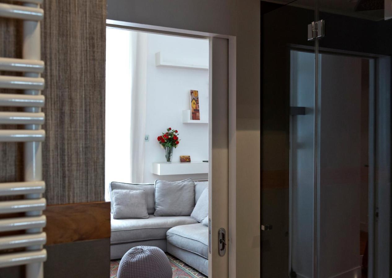 Elegant Apartment At Chiaia By Wonderful Italy Napoli Dış mekan fotoğraf