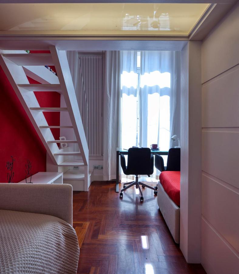 Elegant Apartment At Chiaia By Wonderful Italy Napoli Dış mekan fotoğraf